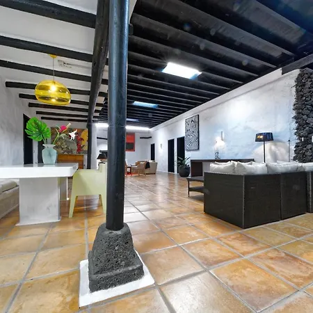 Luxe Ecovilla Listan *