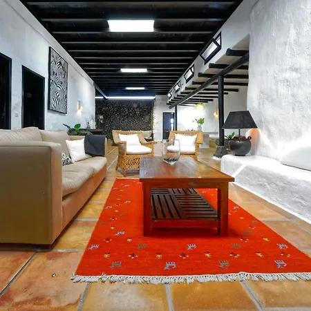 Luxe Ecovilla Listan *