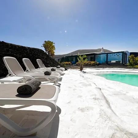 Luxe Ecovilla Listan * Uga