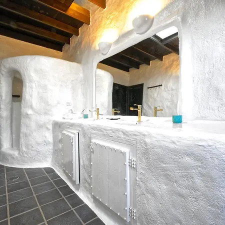 Luxe Ecovilla Listan