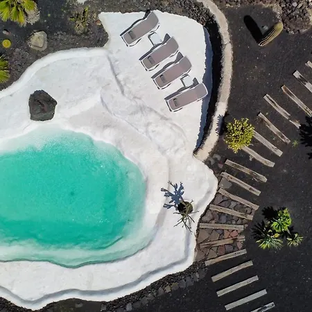 Luxe Ecovilla Listan * Uga