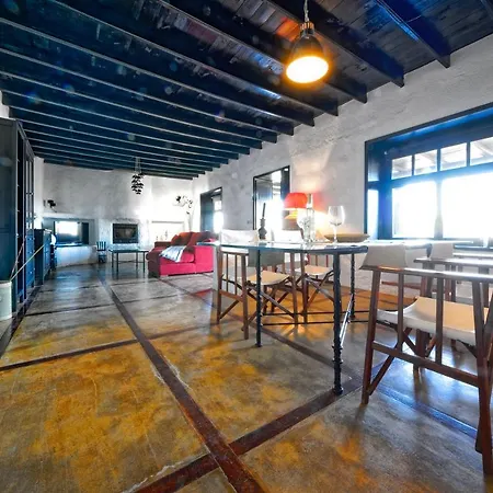 Villa Luxe Ecovilla Listan Uga